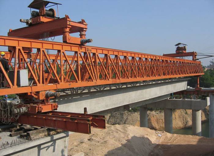 為什么鐵路架橋機價格會受到多種因素的影響？